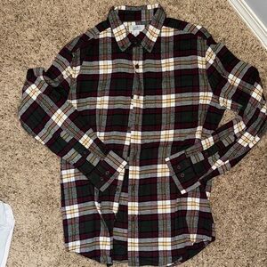 Croft & Barrow Black and Green Casual Button Down Shirt